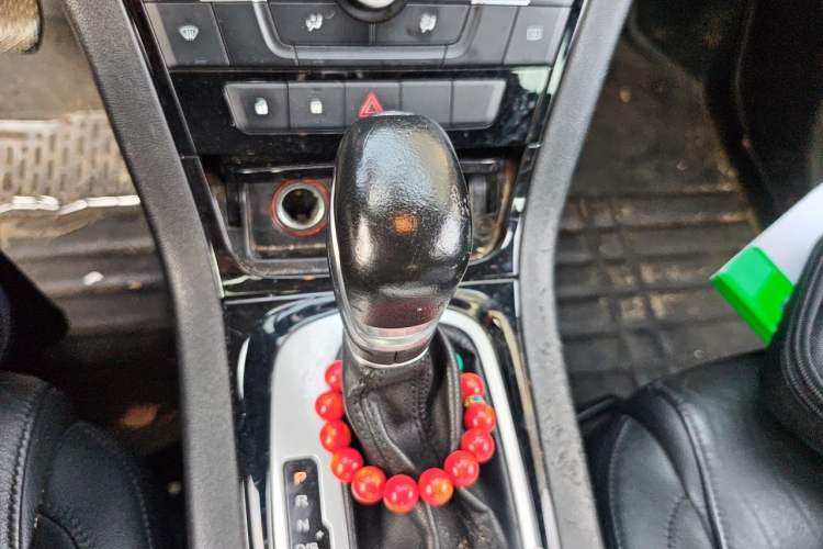 Used MG GS 2015 2.0TGI TST Luxury Edition Gear Lever