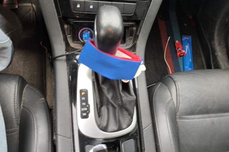 Used MG GS 2015 1.5TGI TST Luxury Edition Gear Lever