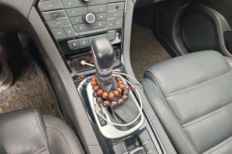Used MG GS 2015 1.5TGI TST Luxury Edition Gear Lever