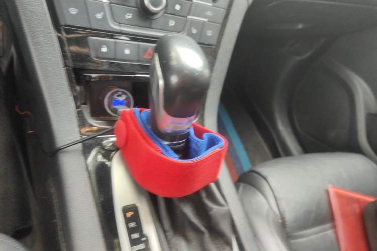 Used MG GS 2015 1.5TGI TST Luxury Edition Gear Lever