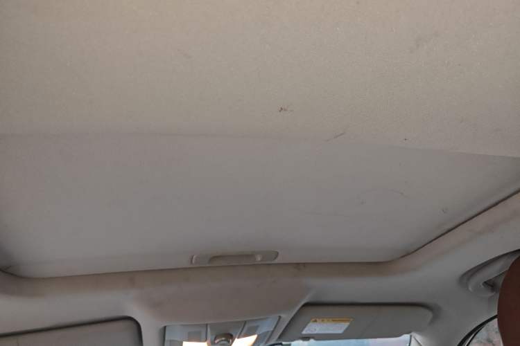 Used MG GS 2015 1.5TGI TST Four-Wheel Drive Luxury Edition Headliner