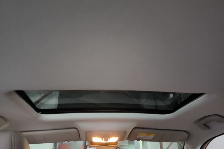Used MG GS 2015 1.5TGI TST Luxury Edition Headliner