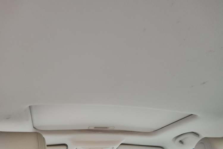 Used MG GS 2015 2.0TGI TST Luxury Edition Headliner