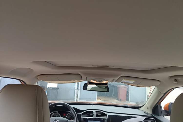 Used MG GS 2015 1.5TGI TST Luxury Edition Headliner