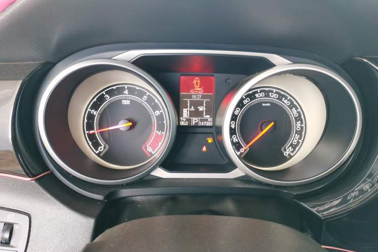 Used MG GS 2015 1.5TGI TST Luxury Edition Instrument Cluster