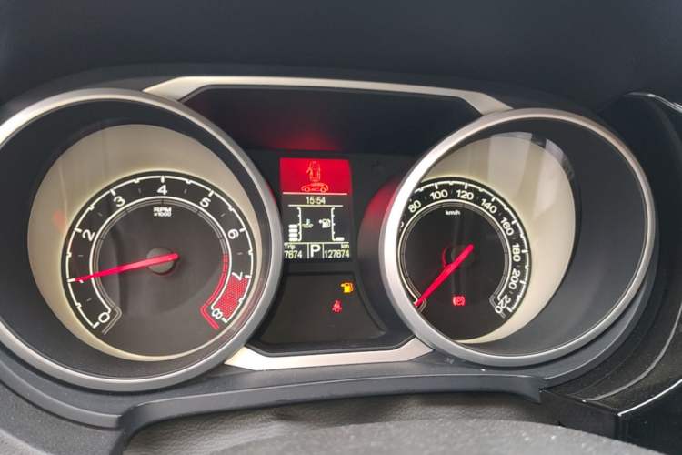 Used MG GS 2015 1.5TGI TST Luxury Edition Instrument Cluster