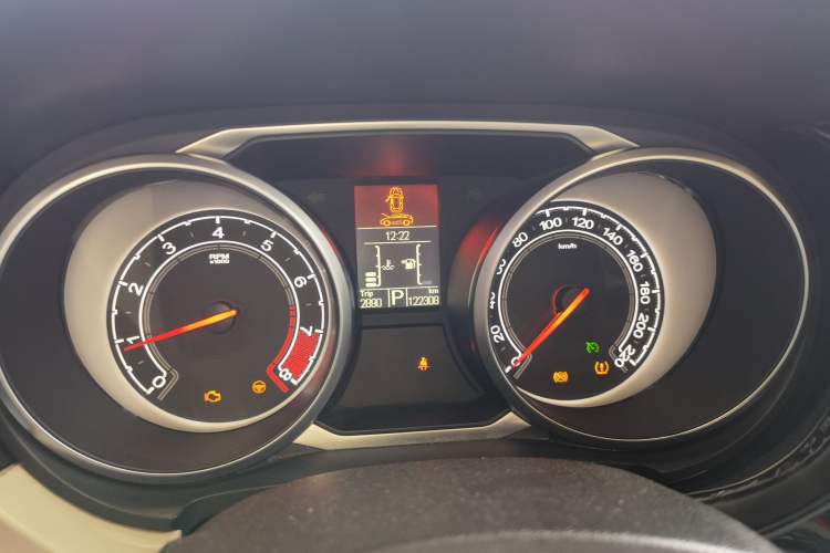 Used MG GS 2015 2.0TGI TST Four-Wheel Drive Flagship Edition Instrument Cluster