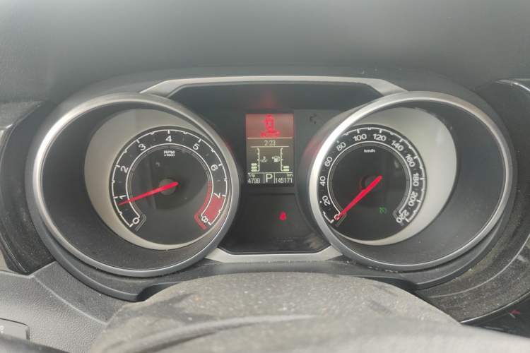 Used MG GS 2015 1.5TGI TST Luxury Edition Instrument Cluster