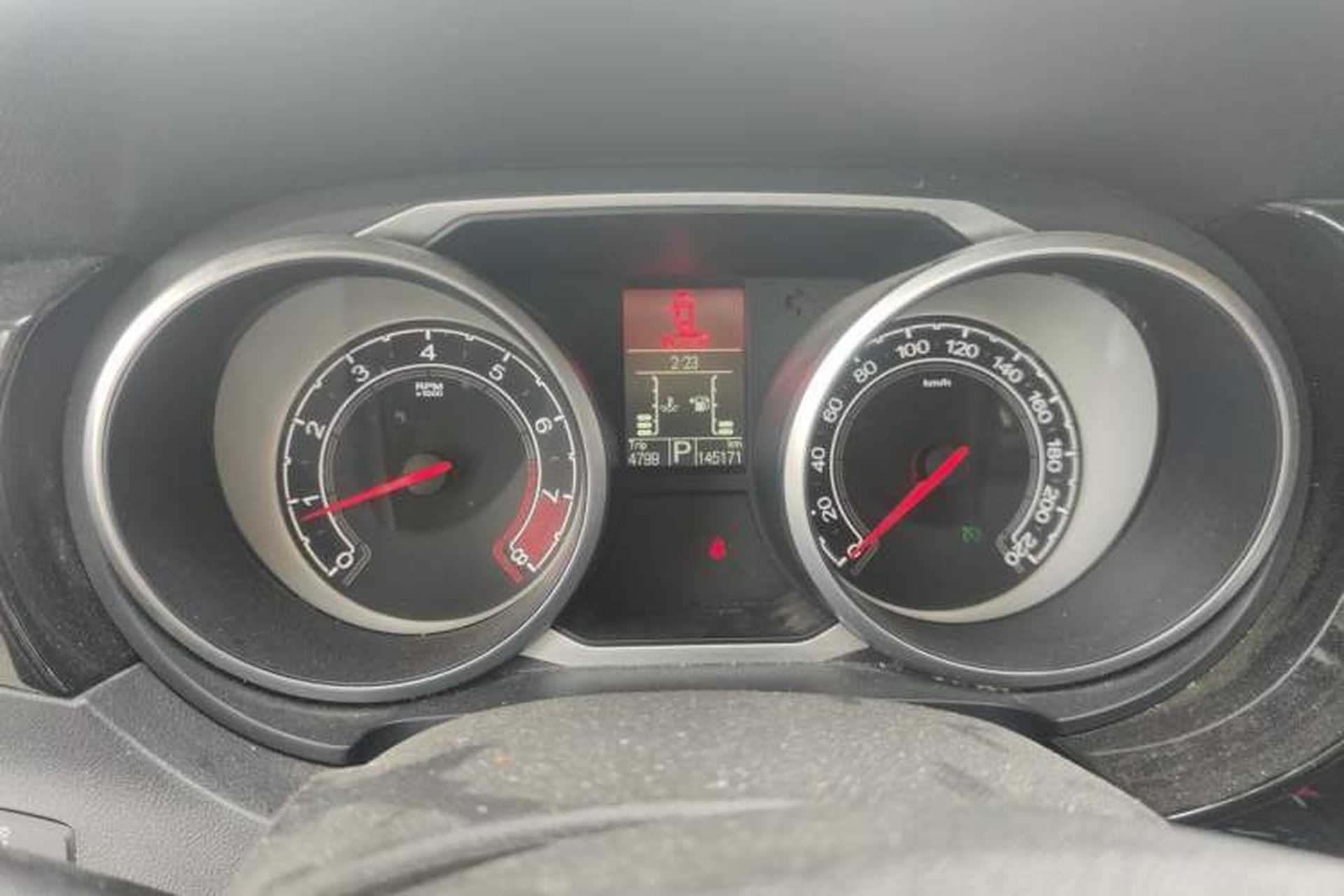 Used MG GS 2015 1.5TGI TST Luxury Edition Instrument Cluster