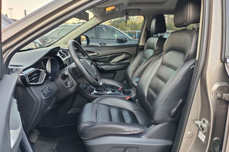 Used MG GS 2015 2.0TGI TST Luxury Edition Interior 1