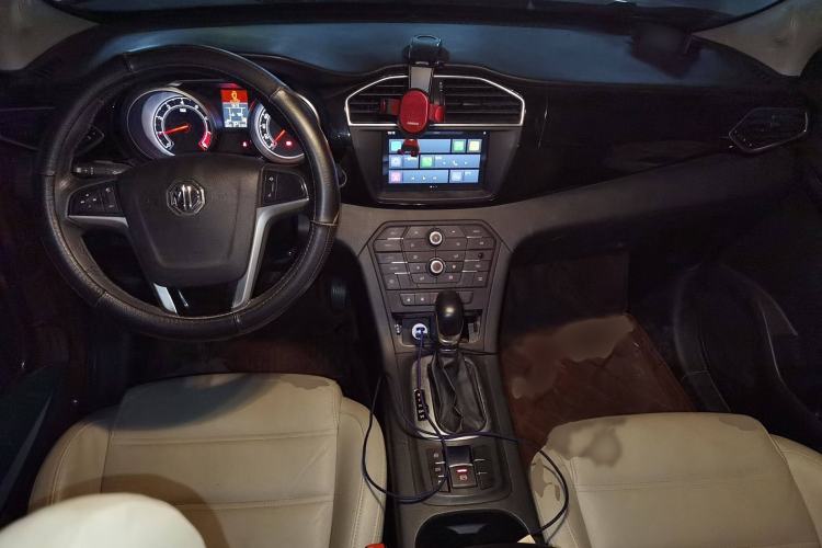 Used MG GS 2015 2.0TGI TST Luxury Edition Interior 2