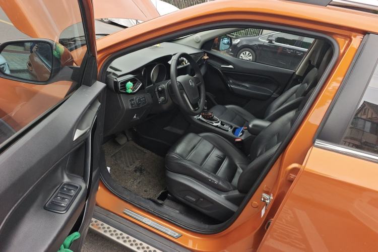 Used MG GS 2015 1.5TGI TST Luxury Edition Interior 3