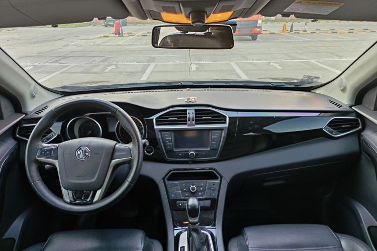 Used MG GS 2015 2.0TGI TST Luxury Edition Interior 4
