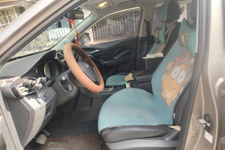 Used MG GS 2015 1.5TGI TST Luxury Edition Left Front Seat