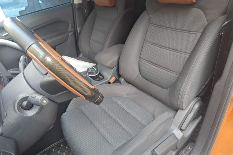 Used MG GS 2015 1.5TGI Manual Elite Edition Left Front Seat