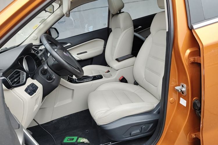 Used MG GS 2015 1.5TGI TST Luxury Edition Left Front Seat