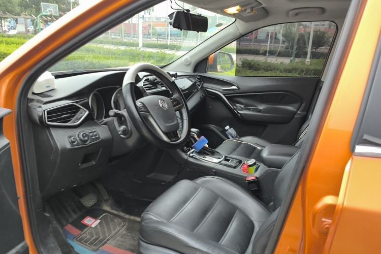 Used MG GS 2015 1.5TGI TST Luxury Edition Left Front Seat