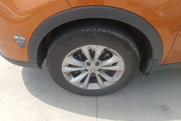 Used MG GS 2015 1.5TGI TST Elite Edition Left Front Wheel Hub