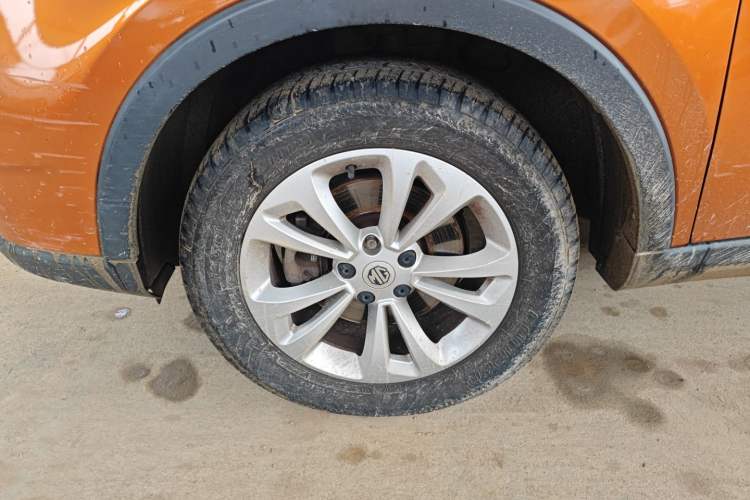Used MG GS 2015 1.5TGI TST Elite Edition Left Front Wheel Hub