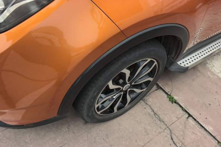 Used MG GS 2015 2.0TGI TST Luxury Edition Left Front Wheel Hub