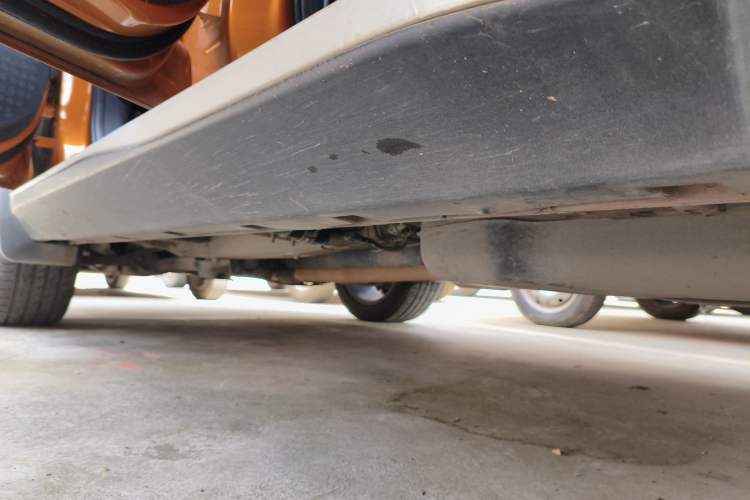 Used MG GS 2015 2.0TGI TST Four-Wheel Drive Flagship Edition Left Side Sill