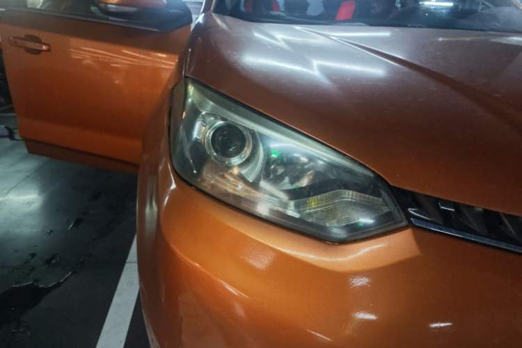 Used MG GS 2015 1.5TGI TST Luxury Edition Right Front Headlight