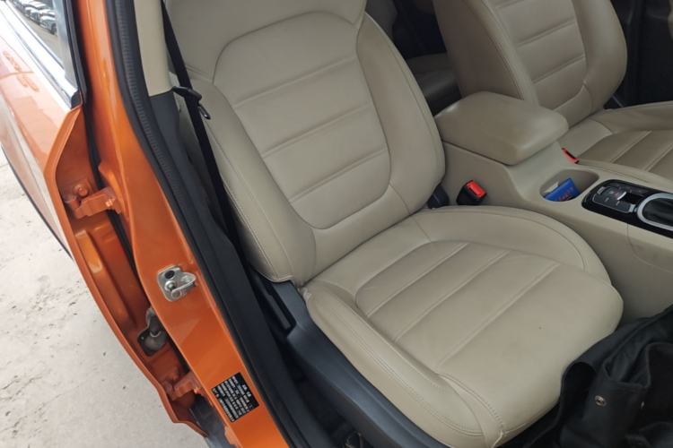 Used MG GS 2015 2.0TGI TST Luxury Edition Right Front Seat