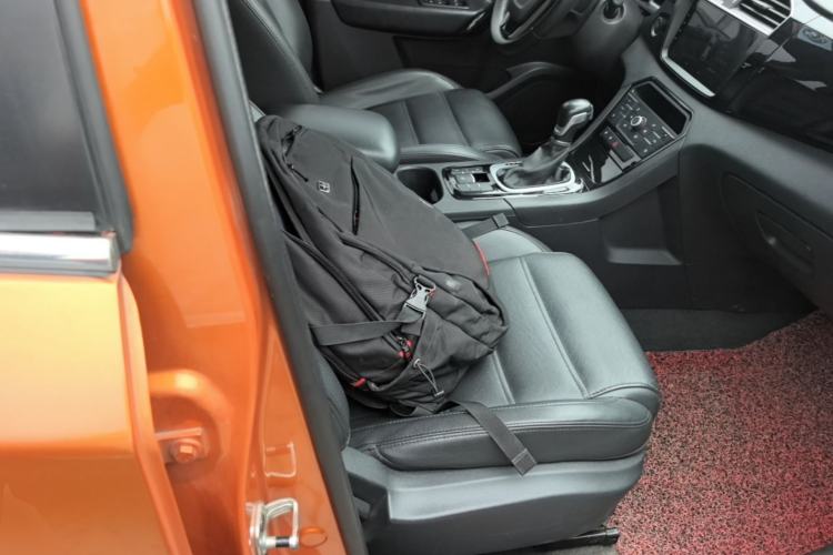 Used MG GS 2015 2.0TGI TST Luxury Edition Right Front Seat