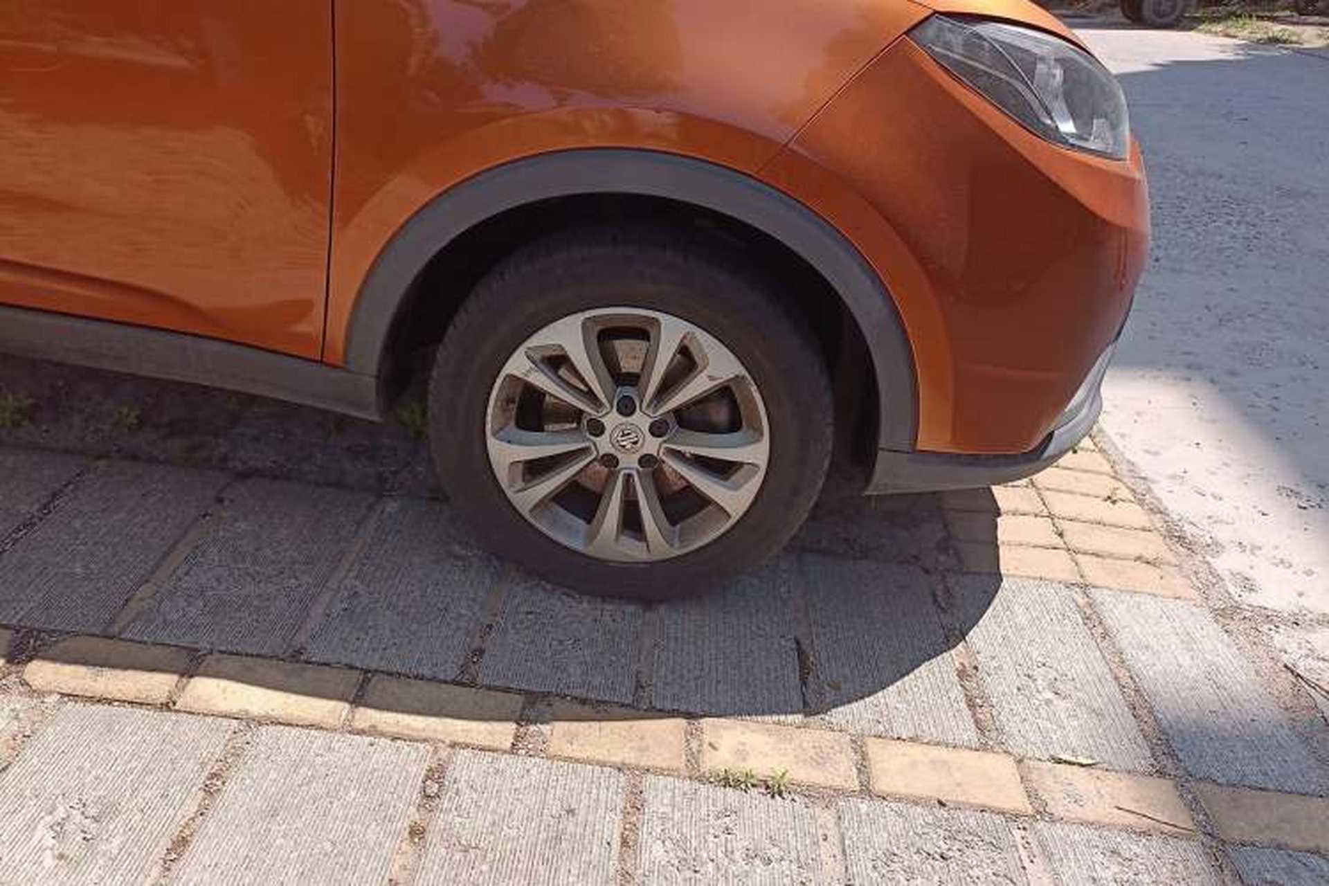 Used MG GS 2015 1.5TGI TST Elite Edition Right Front Wheel Hub