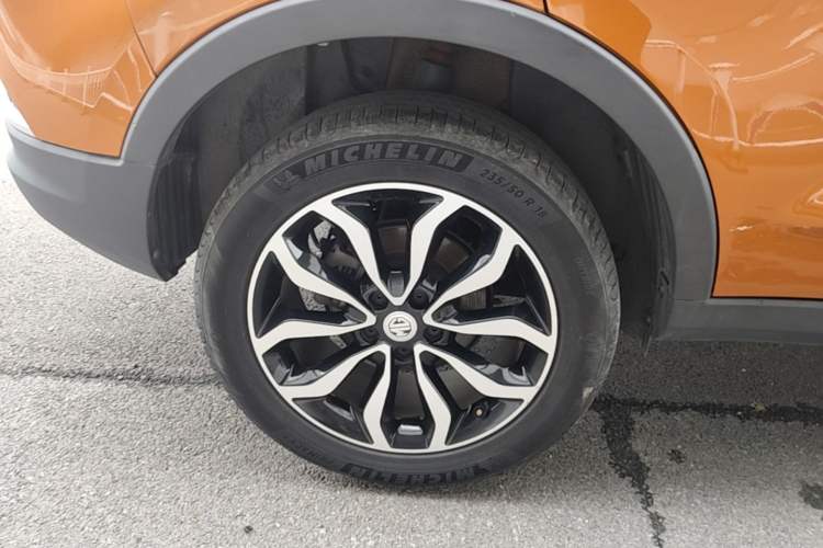 Used MG GS 2015 1.5TGI TST Luxury Edition Right Rear Wheel Hub