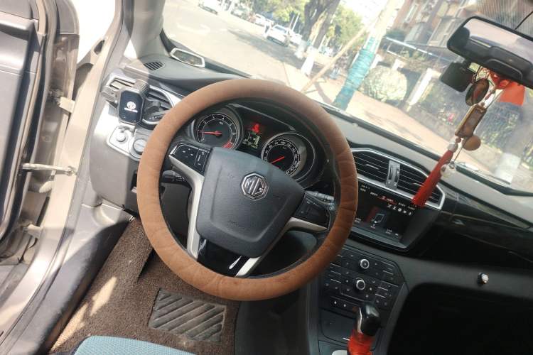 Used MG GS 2015 1.5TGI TST Luxury Edition Steering Wheel