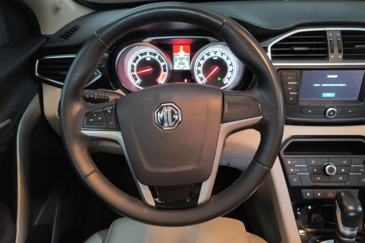 Used MG GS 2015 1.5TGI TST Luxury Edition Steering Wheel