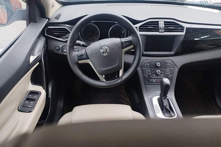 Used MG GS 2015 2.0TGI TST Luxury Edition Steering Wheel