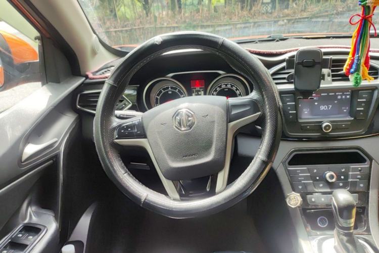 Used MG GS 2015 1.5TGI TST Luxury Edition Steering Wheel