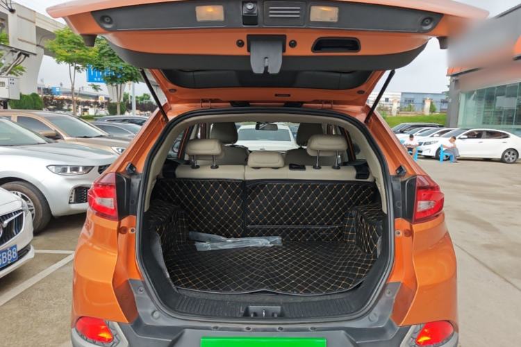 Used MG GS 2015 2.0TGI TST Luxury Edition Trunk