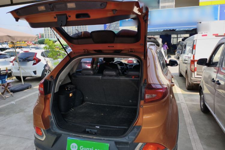 Used MG GS 2015 2.0TGI TST Four-Wheel Drive Flagship Edition Trunk