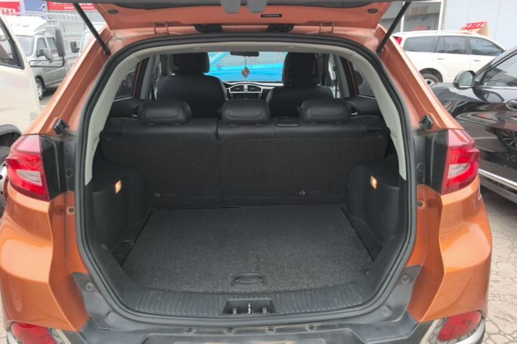 Used MG GS 2015 2.0TGI TST Luxury Edition Trunk
