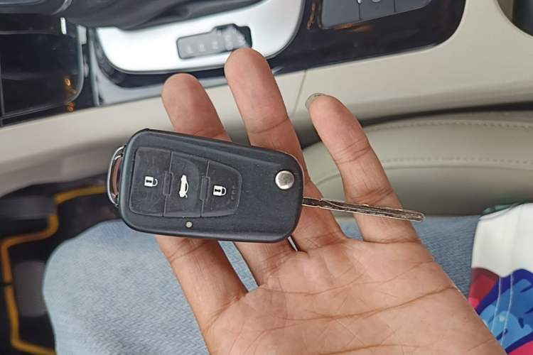 Used MG GS 2015 1.5TGI TST Luxury Edition Vehicle Key