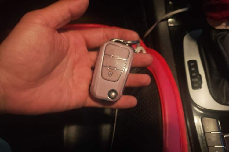 Used MG GS 2015 1.5TGI TST Luxury Edition Vehicle Key