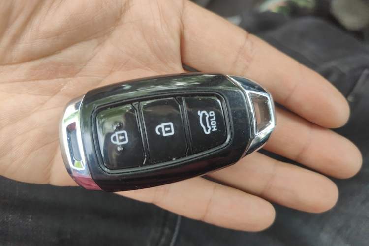 Used MG GS 2015 1.5TGI TST Luxury Edition Vehicle Key
