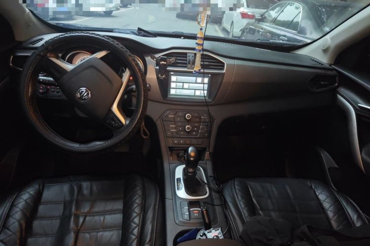 Used MG GS 2016 1.5TGI TST Elite Edition Center Console
