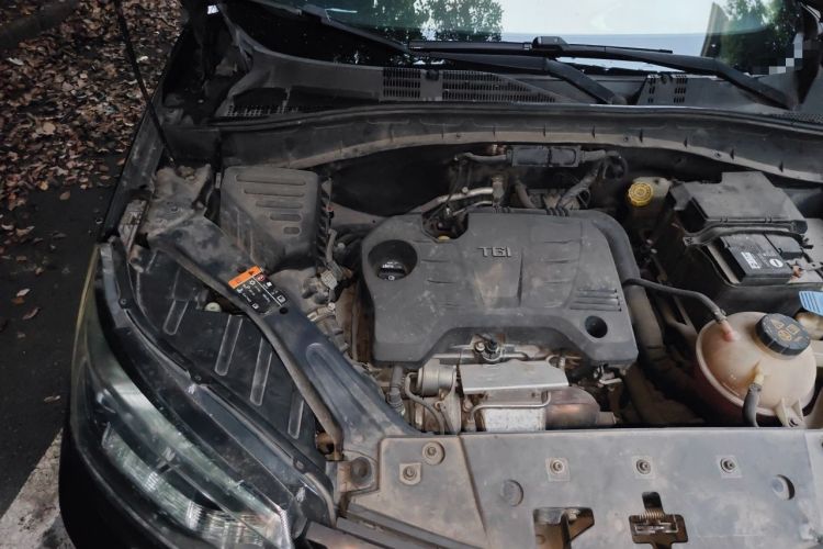 Used MG GS 2016 1.5TGI TST Elite Edition Engine Bay Right