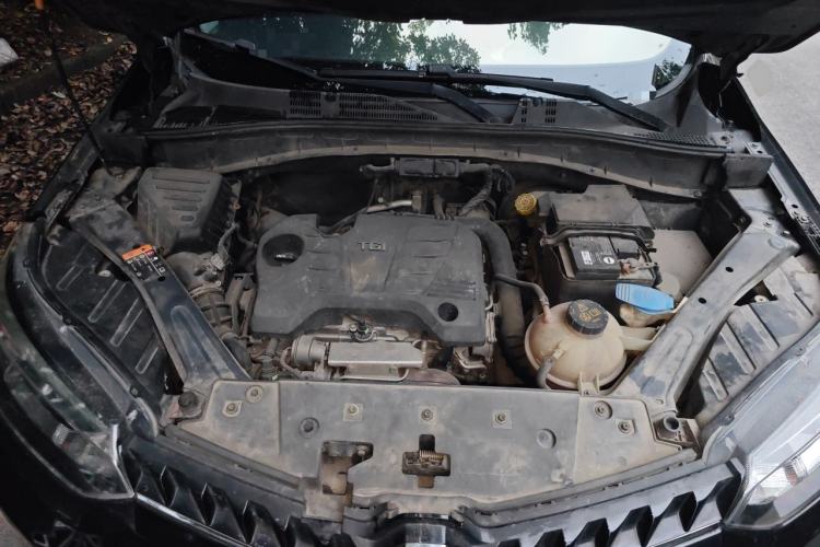 Used MG GS 2016 1.5TGI TST Elite Edition Engine Bay