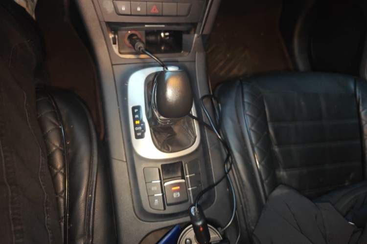 Used MG GS 2016 1.5TGI TST Elite Edition Gear Lever