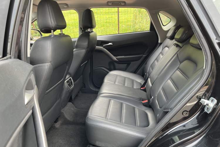 Used MG GS 2016 1.5TGI Manual Value Edition Headliner