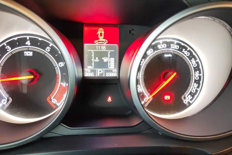 Used MG GS 2016 1.5TGI TST Elite Edition Odometer Close Up