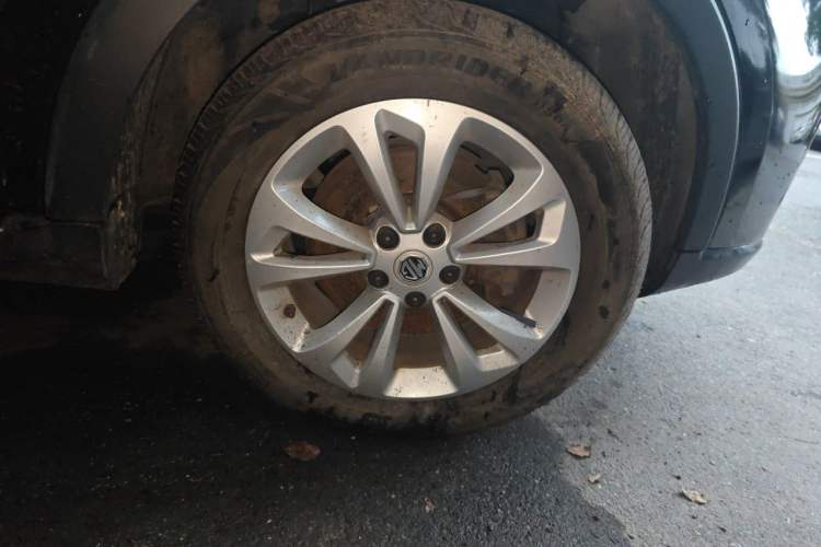 Used MG GS 2016 1.5TGI TST Elite Edition Right Front Wheel Hub