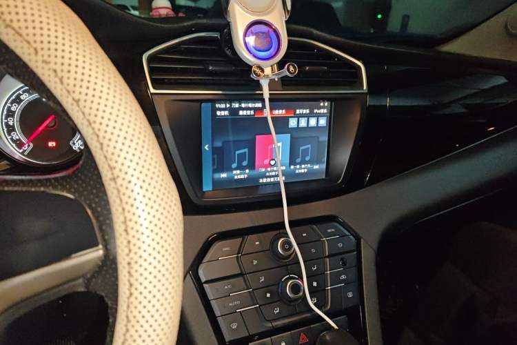 Used MG GS 2016 1.5TGI TST Luxury Edition Audio And AC Panel