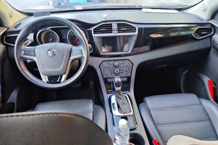 Used MG GS 2016 1.5TGI TST Luxury Edition Center Console