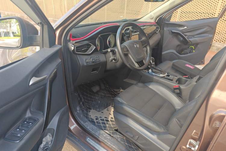 Used MG GS 2016 1.5TGI TST Luxury Edition Driver Seat